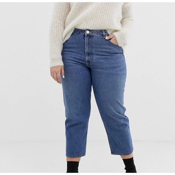 ASOS DESIGN Curve Florence authentic straight leg jeans in mid vintage blue - Picture 4 of 4